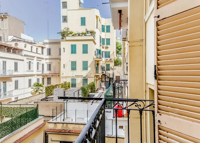 Apartment Bbhome Eleganza E Comfort Unico In San Giovanni District Rome