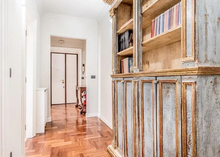 Apartment Bbhome Eleganza E Comfort Unico In San Giovanni District