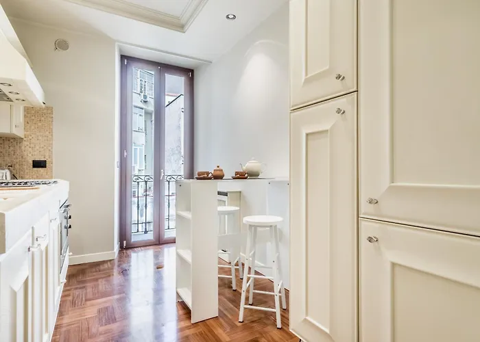 Bbhome Eleganza E Comfort Unico In San Giovanni District Apartment Rome
